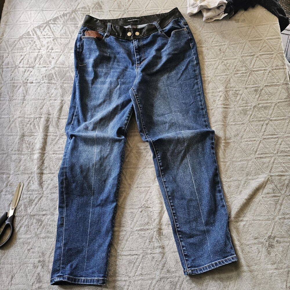 Ashley Stewart Womens Medium Wash Blue Black Faux Leather Waist Jeans NWT Sz 14